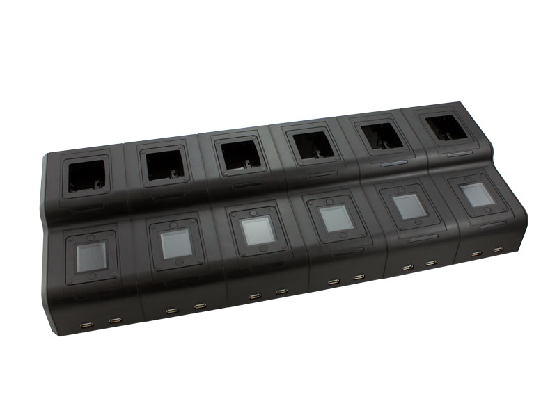 Ladegerät für 6 Akkus von Motorola MTP3350, MTP6650, MXP600 Ladegerät für 6 Akkus von Motorola MTP3350, MTP6650, MXP600