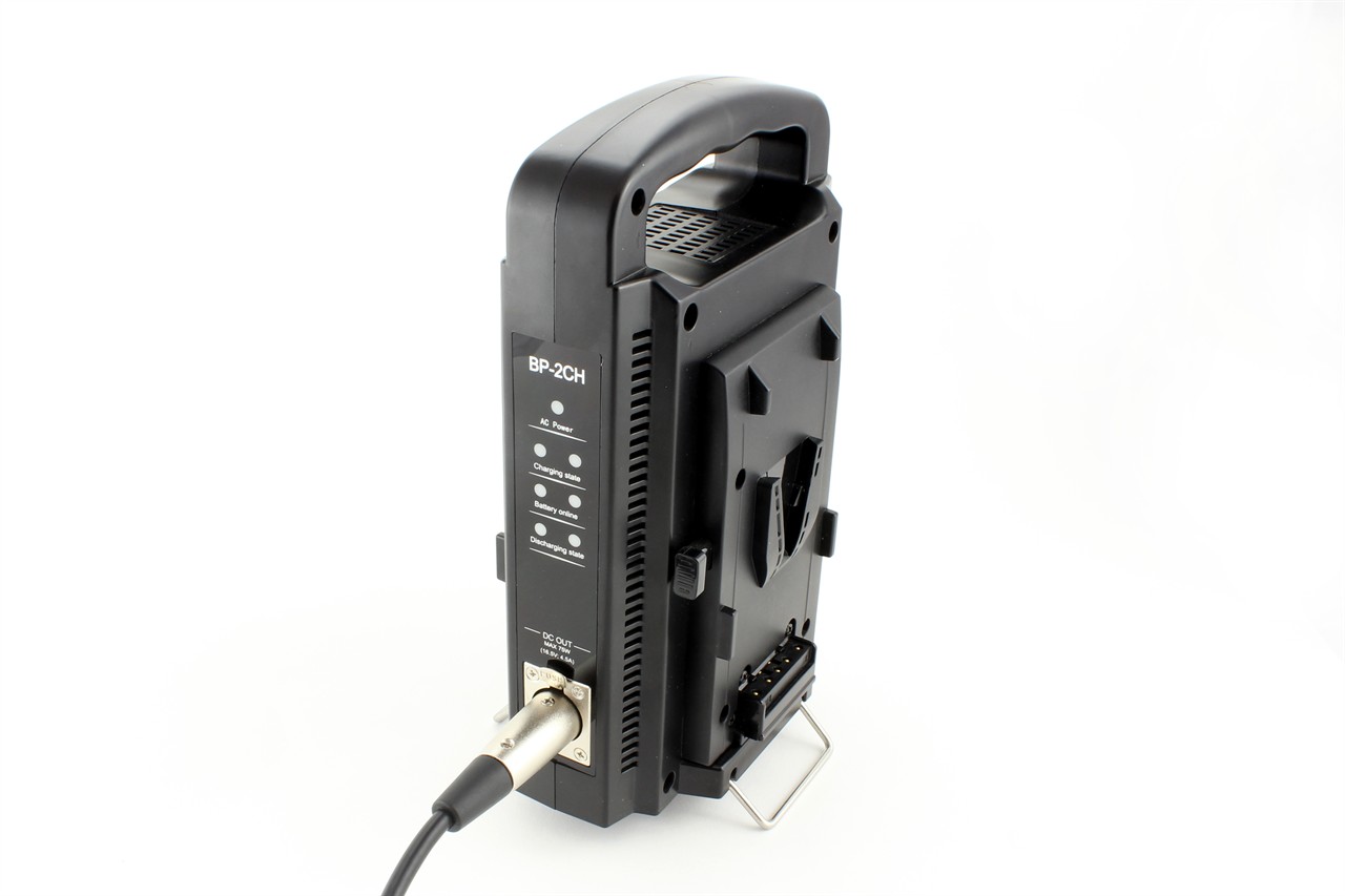 Bundle aus 2 V-Mount Akkus (U-CSVLO-99-UD) und Ladegerät (SM-CPVM-2)