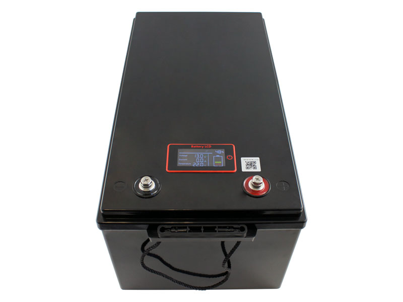 Natrium Ionen Akku 12V 200Ah mit M8 Kontakten, Detailansicht Natrium Ionen Akku 12V 200Ah mit M8 Kontakten, Detailansicht