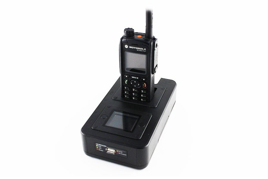 SM-X1 - Axcom Ladegerät mit Ladeschalte für Motorola MTP850