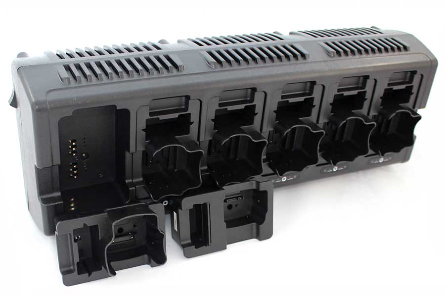 6+6-Stationen Ladegerät inkl. Adapter für GP900, HT1000, XTS