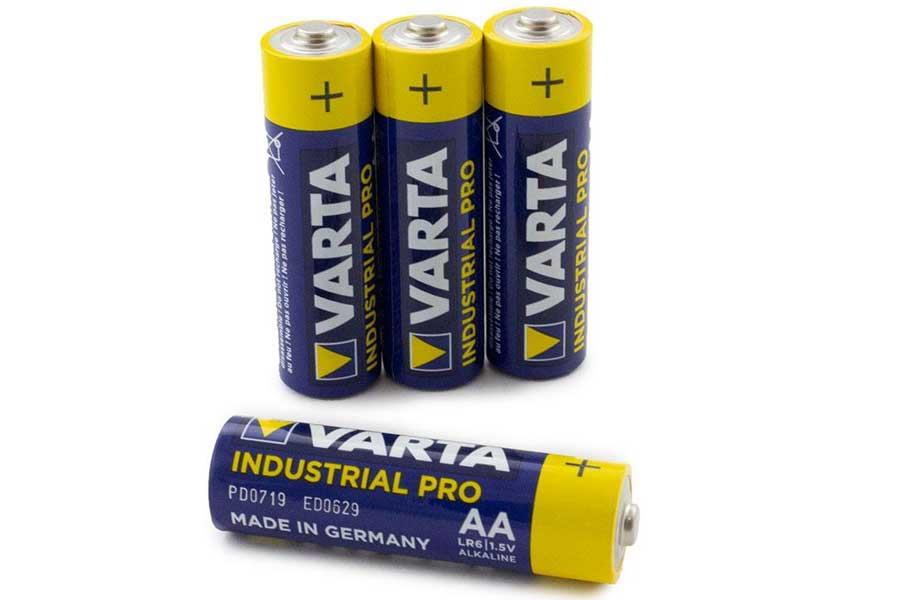 4 Varta Mignon AA Batterien, LR06, MN1500, 4006 Industrial Alkaline