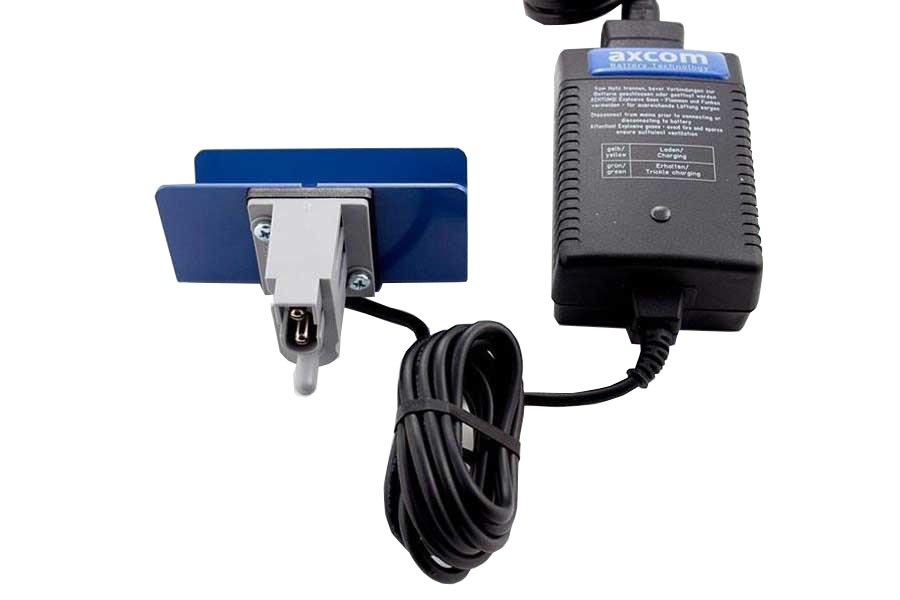 Batterieladegerät 24V, 1A für Arjo Akku Tempo, Opera, Encore, Sara Plus, Sarita, Trixie Batterieladegerät 24V, 1A für Arjo Akku Tempo, Opera, Encore, Sara Plus, Sarita, Trixie